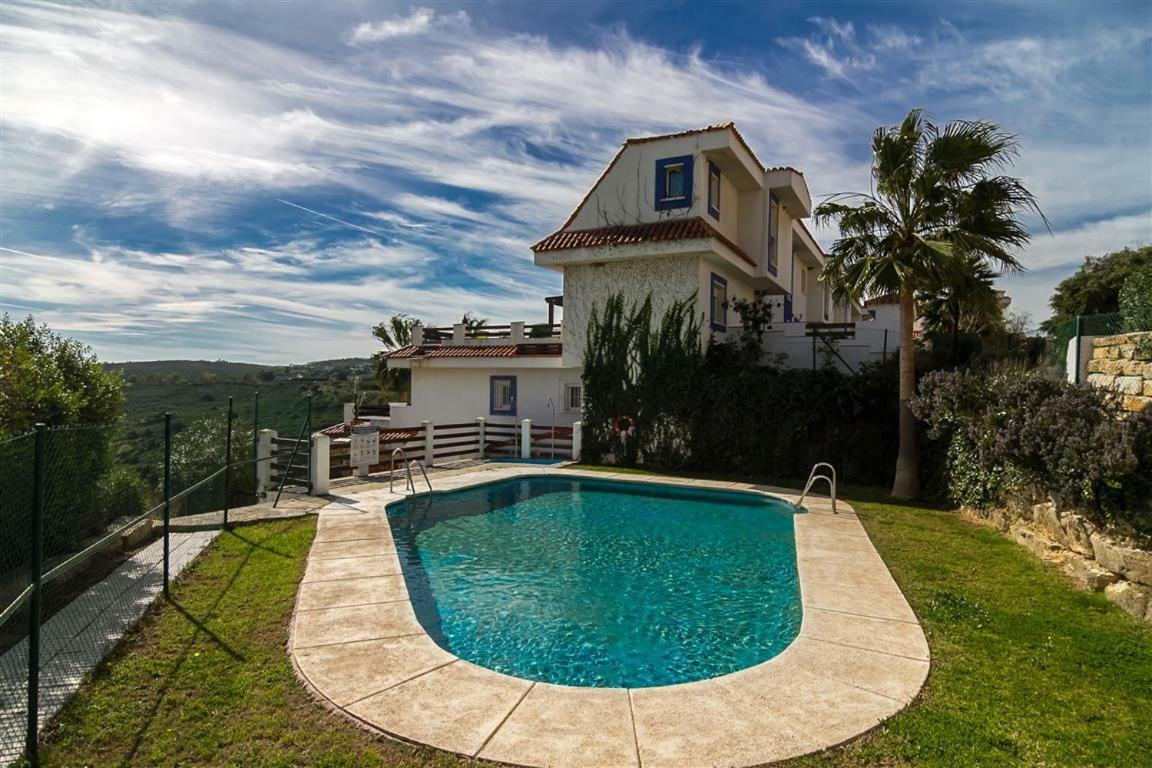 Duplex Vistas Al Mar En La Duquesa Apartment Манилва Екстериор снимка