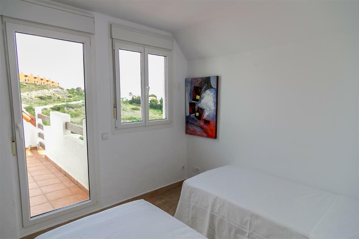 Duplex Vistas Al Mar En La Duquesa Apartment Манилва Екстериор снимка